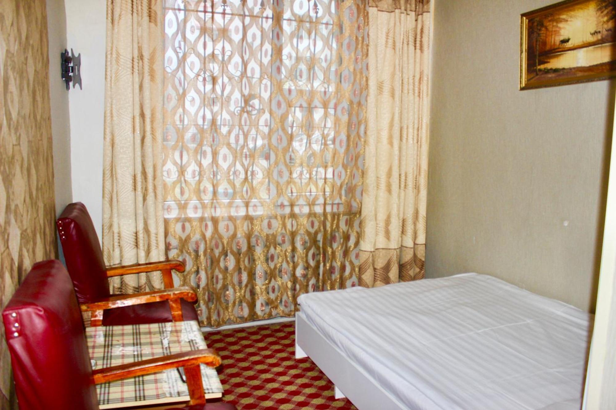 City Hostel & Tours Ulaanbaatar Ngoại thất bức ảnh