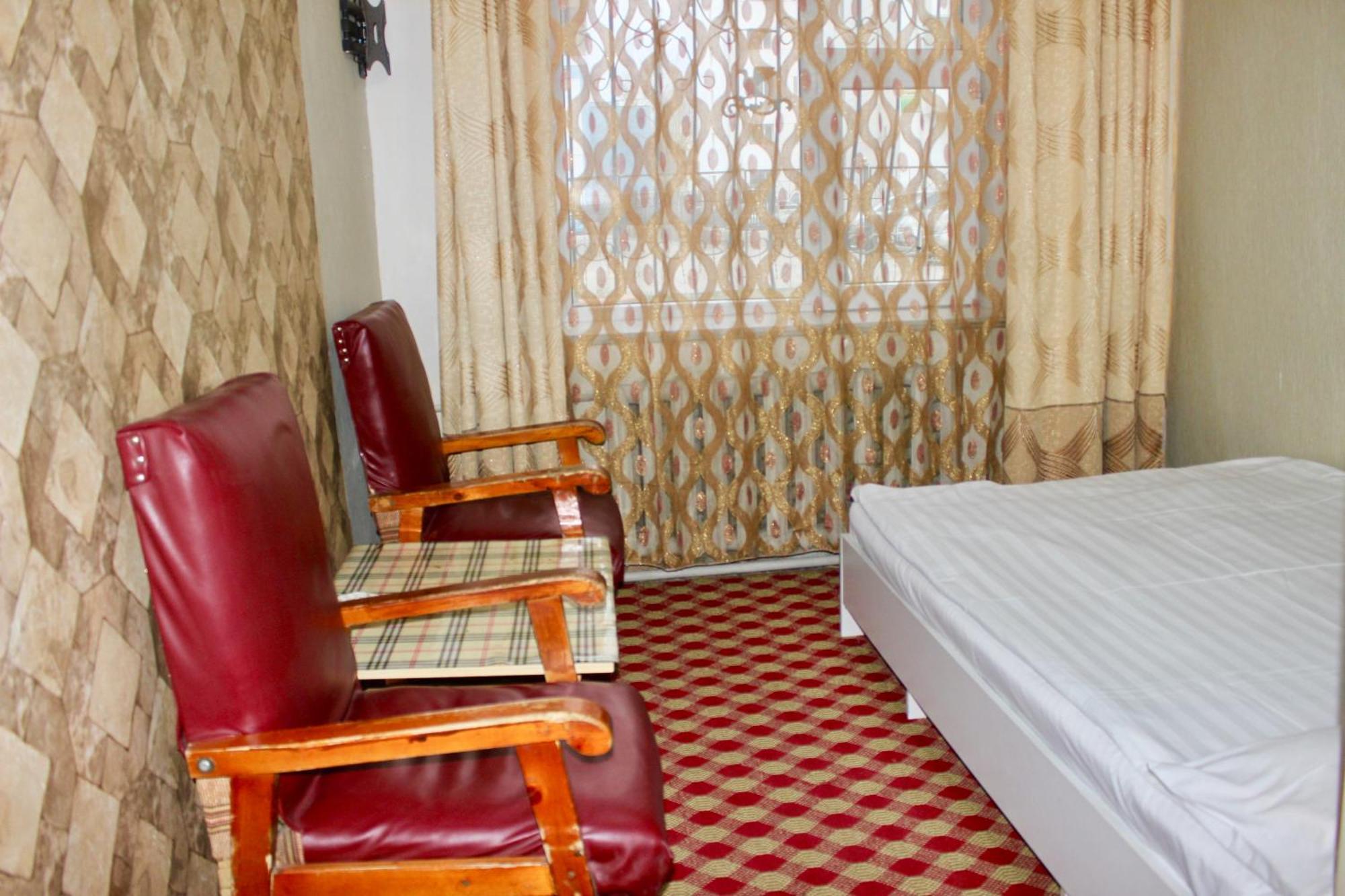 City Hostel & Tours Ulaanbaatar Ngoại thất bức ảnh