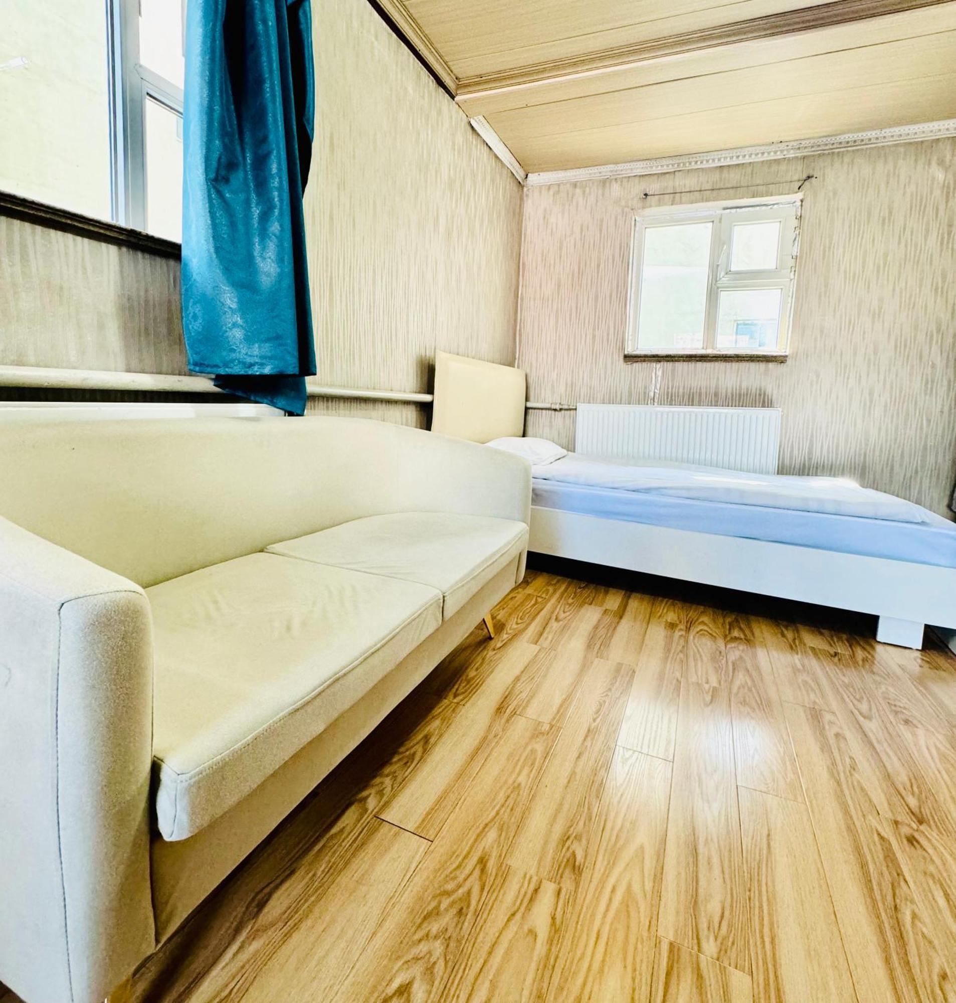 City Hostel & Tours Ulaanbaatar Ngoại thất bức ảnh
